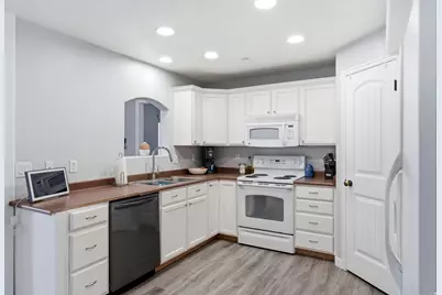 3812 E Rock Creek Rd #8, Eagle Mountain, UT 84005 - Photo 12