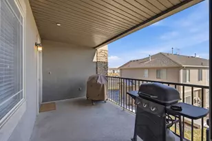 3812 E Rock Creek Rd, Eagle Mountain, UT 84005 - Photo 30