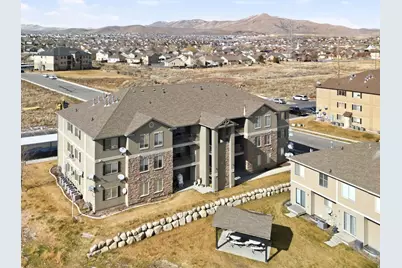 3812 E Rock Creek Rd #8, Eagle Mountain, UT 84005 - Photo 30