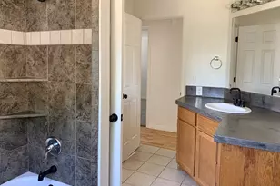 5210 S 900 St E, Murray, UT 84117 - Photo 8