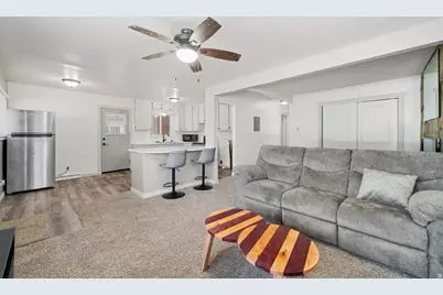 5261 S 2200 W, Roy, UT 84067 - Photo 4