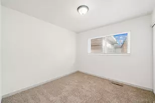 5261 S 2200 W, Roy, UT 84067 - Photo 10