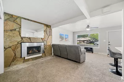 5261 S 2200 W, Roy, UT 84067 - Photo 6