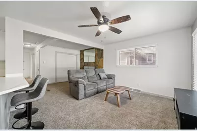 5261 S 2200 W, Roy, UT 84067 - Photo 4