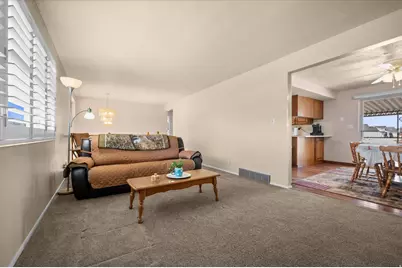 2298 W 800 N, Clinton, UT 84015 - Photo 4