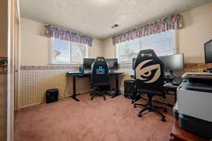 2298 W 800 N, Clinton, UT 84015 - Photo 28