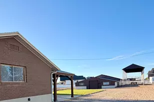 2298 W 800 N, Clinton, UT 84015 - Photo 4