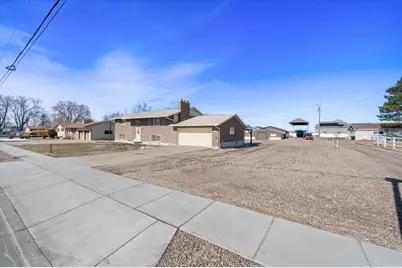 2298 W 800 N, Clinton, UT 84015 - Photo 2