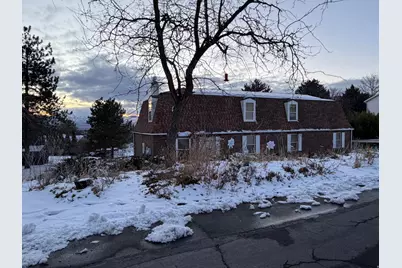 7 Rollingwood Ln, Sandy, UT 84092 - Photo 6