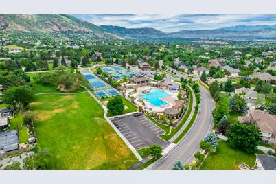 7 Rollingwood Ln, Sandy, UT 84092 - Photo 72