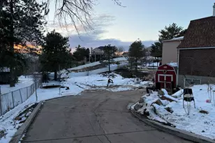 7 Rollingwood Ln, Sandy, UT 84092 - Photo 10