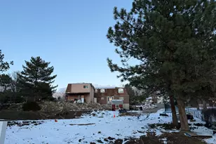 7 Rollingwood Ln, Sandy, UT 84092 - Photo 18