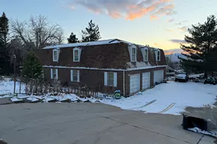 7 Rollingwood Ln, Sandy, UT 84092 - Photo 6