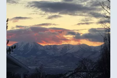 7 Rollingwood Ln, Sandy, UT 84092 - Photo 32