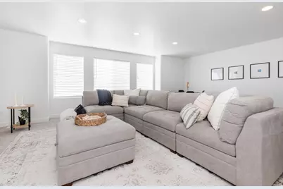 573 N Richland Valley St, Garden City, UT 84028 - Photo 8