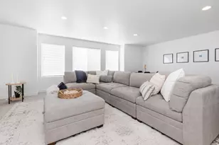 573 N Richland Valley St, Garden City, UT 84028 - Photo 8