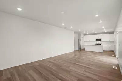 3306 W 3550 St S #211, West Haven, UT 84401 - Photo 10