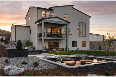 438 N Pinnacle Ct #1, Saratoga Springs, UT 84045 - Photo 2