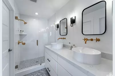 7668 S Clipper Hill Rd W #307, West Jordan, UT 84081 - Photo 18