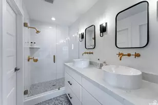 7668 S Clipper Hill Rd W, West Jordan, UT 84081 - Photo 18