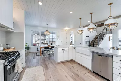 7668 S Clipper Hill Rd W #307, West Jordan, UT 84081 - Photo 10