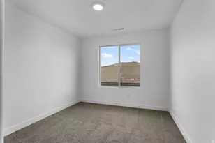 1923 S Cyclone Dr, Washington, UT 84780 - Photo 28