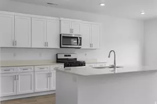 1923 S Cyclone Dr, Washington, UT 84780 - Photo 10