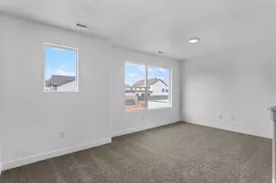 1923 S Cyclone Dr, Washington, UT 84780 - Photo 16