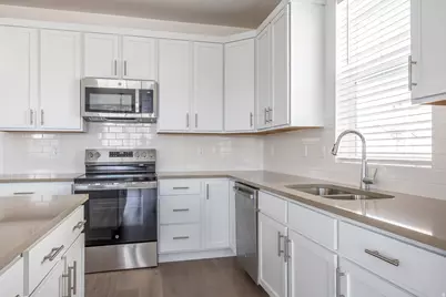 2526 N 3670 W, Lehi, UT 84048 - Photo 6