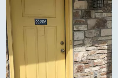 206 N 750 E, Vineyard, UT 84059 - Photo 2