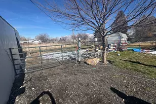 576 W 200 S, Tooele, UT 84074 - Photo 12