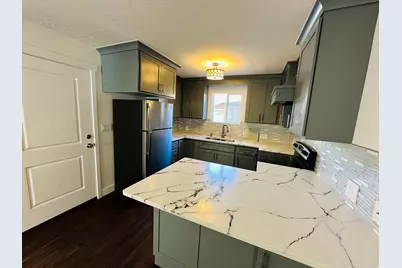 4930 W Shooting Star Ave, West Jordan, UT 84081 - Photo 38