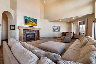 2849 W 1800 S, Vernal, UT 84078 - Photo 4