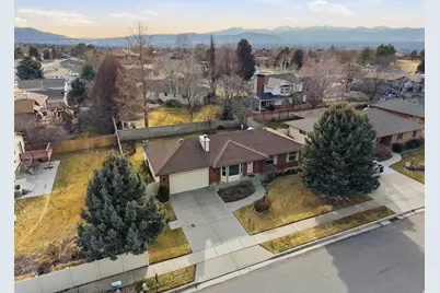 1650 E Budding Dr, Sandy, UT 84092 - Photo 18