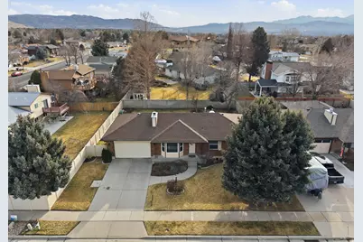 1650 E Budding Dr, Sandy, UT 84092 - Photo 32