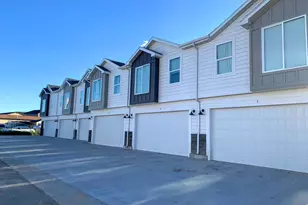 150 W Seasons Ln, Garden City, UT 84028 - Photo 16