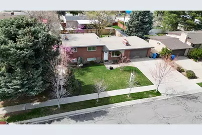 6784 S 1530 E, Cottonwood Heights, UT 84121 - Photo 42