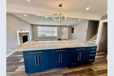 6784 S 1530 E, Cottonwood Heights, UT 84121 - Photo 6