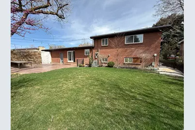 6784 S 1530 E, Cottonwood Heights, UT 84121 - Photo 38