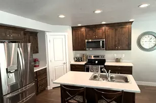 969 N Apple Seed Ln, Santaquin, UT 84655 - Photo 2