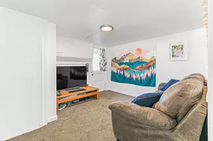 232 E 300 N, Provo, UT 84606 - Photo 14