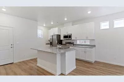 295 E Kanab Creek Dr, Saratoga Springs, UT 84045 - Photo 6