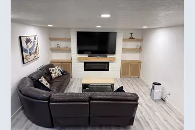 8519 S 6430 W, West Jordan, UT 84081 - Photo 6