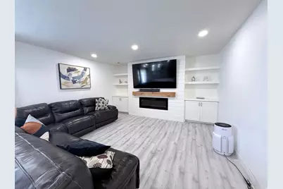 8519 S 6430 W, West Jordan, UT 84081 - Photo 6