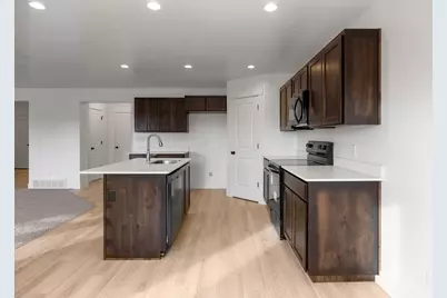 2777 S 3300 E #19, Spanish Fork, UT 84660 - Photo 4