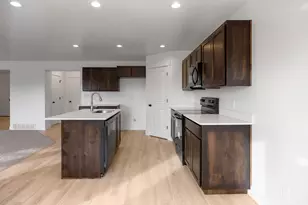 2777 S 3300 E, Spanish Fork, UT 84660 - Photo 4