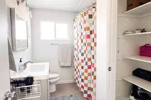 375 E 10560 S, Sandy, UT 84070 - Photo 12