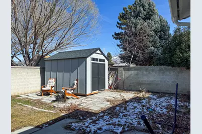 375 E 10560 S, Sandy, UT 84070 - Photo 16