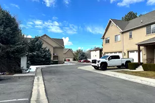 264 E Rockingham Ct S, Salt Lake City, UT 84115 - Photo 46