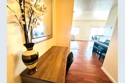 264 E Rockingham Ct S, Salt Lake City, UT 84115 - Photo 8